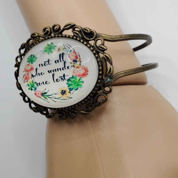 Not all who wander are lost clamper bracelet bronze floral - Picture 5 of 6